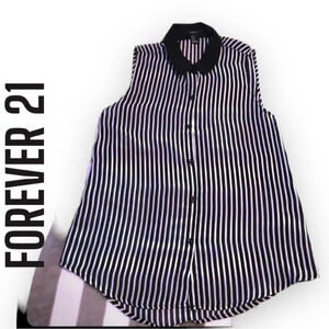 EUC Women’s Forever 21 blouse​​​